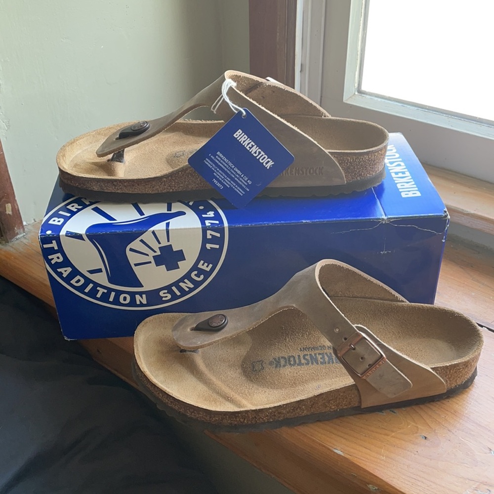 NWT Gizeh Birkenstock Sandals